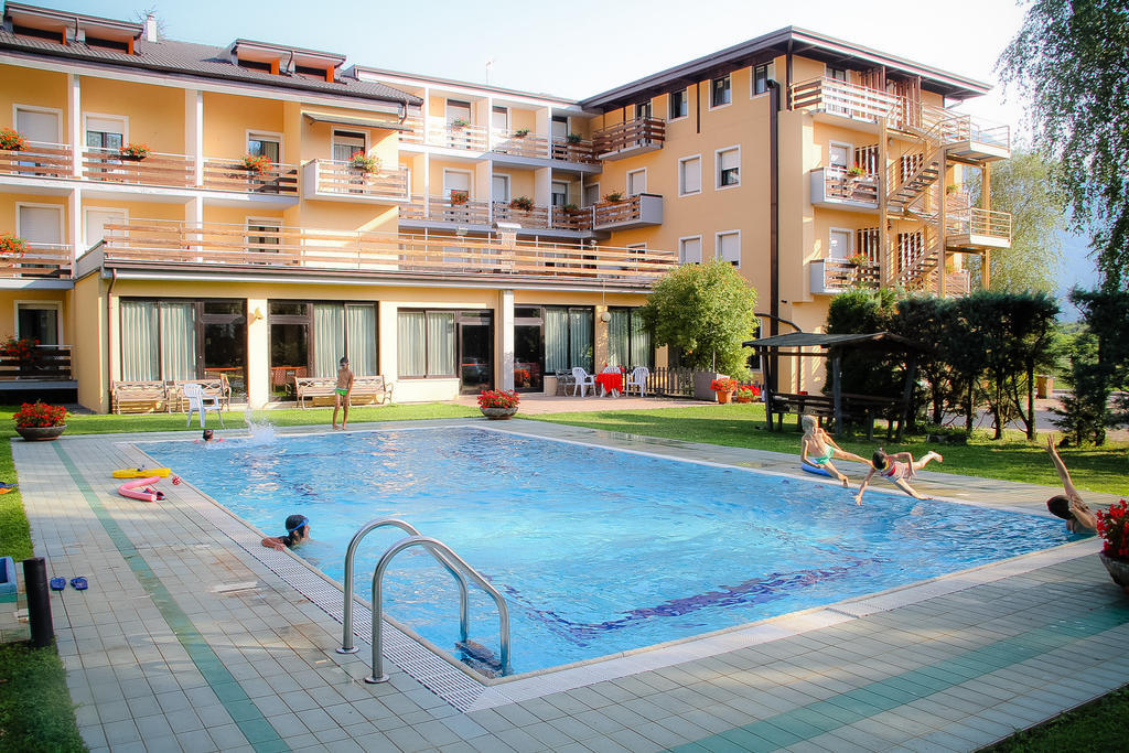 Hotel Dolomiti Levico Terme Zewnętrze zdjęcie